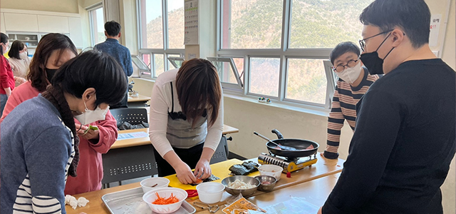 Ưȭ���α׷� ����